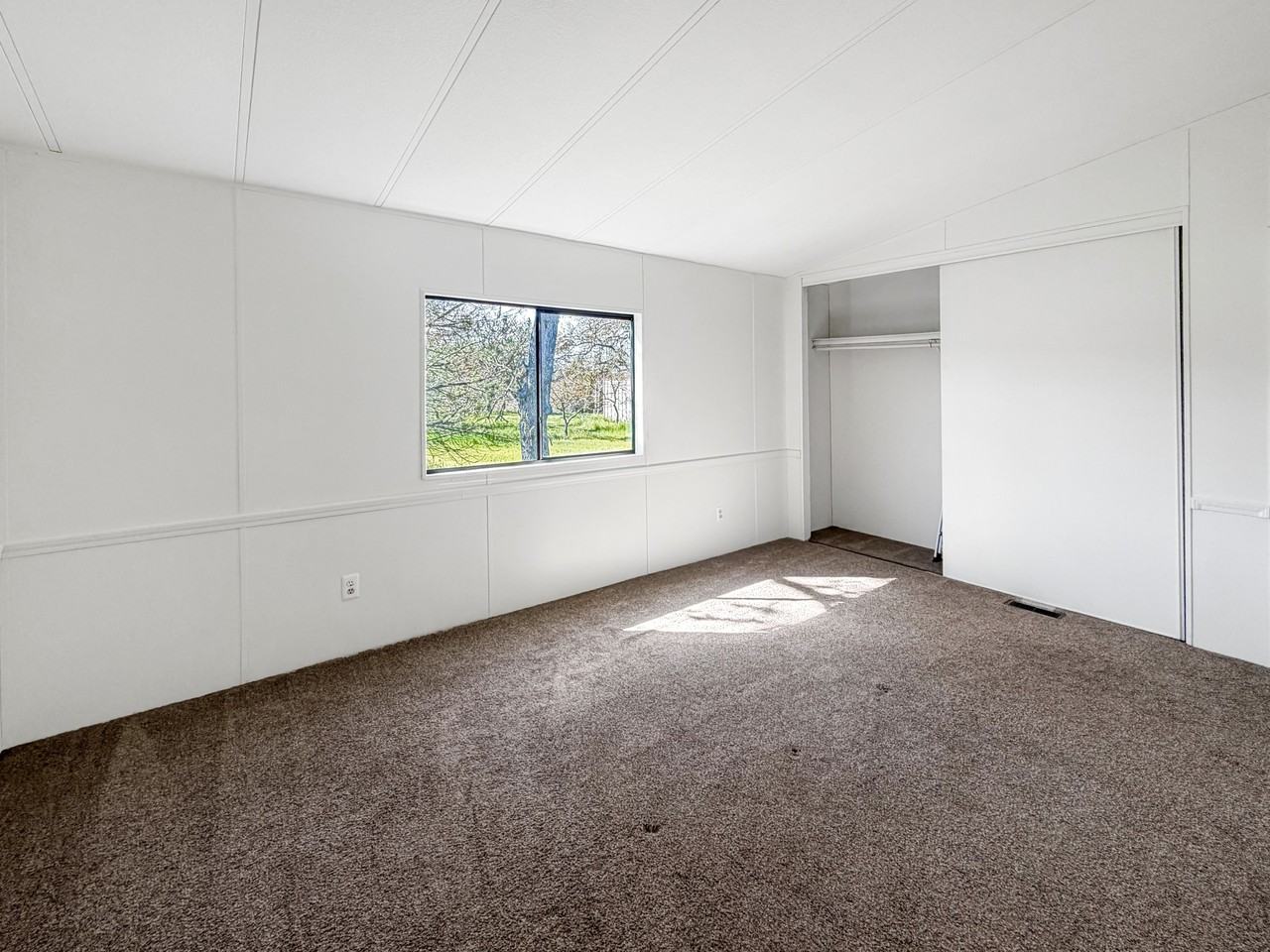 5625 Linne Rd #NA - Photo 7 of 9