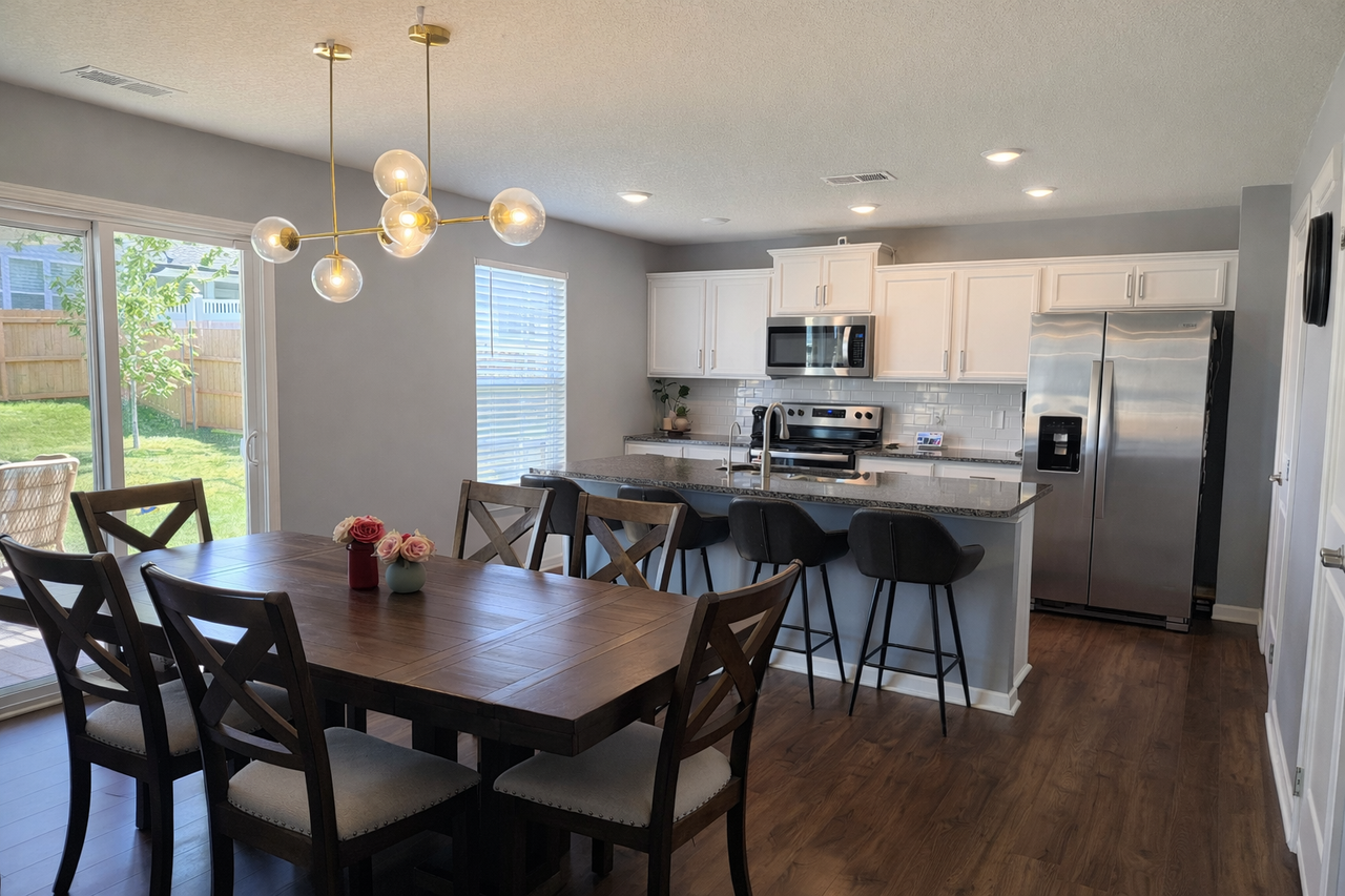 3133 Phillips Way #NA - Photo 2 of 15