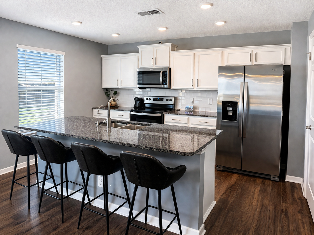 3133 Phillips Way #NA - Photo 3 of 15