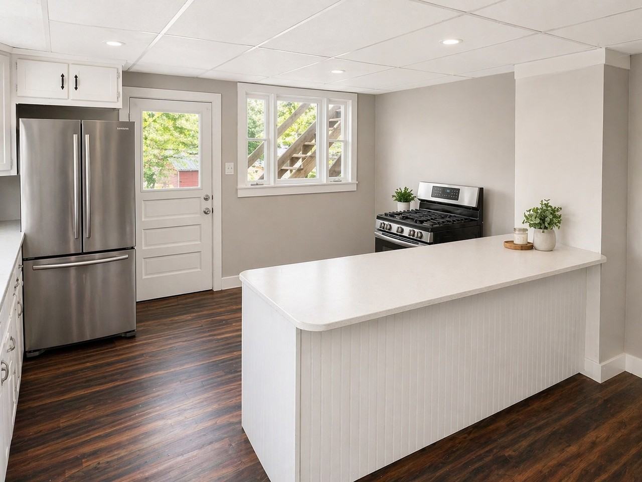 8 Roosevelt Ave #2 - Photo 7 of 9