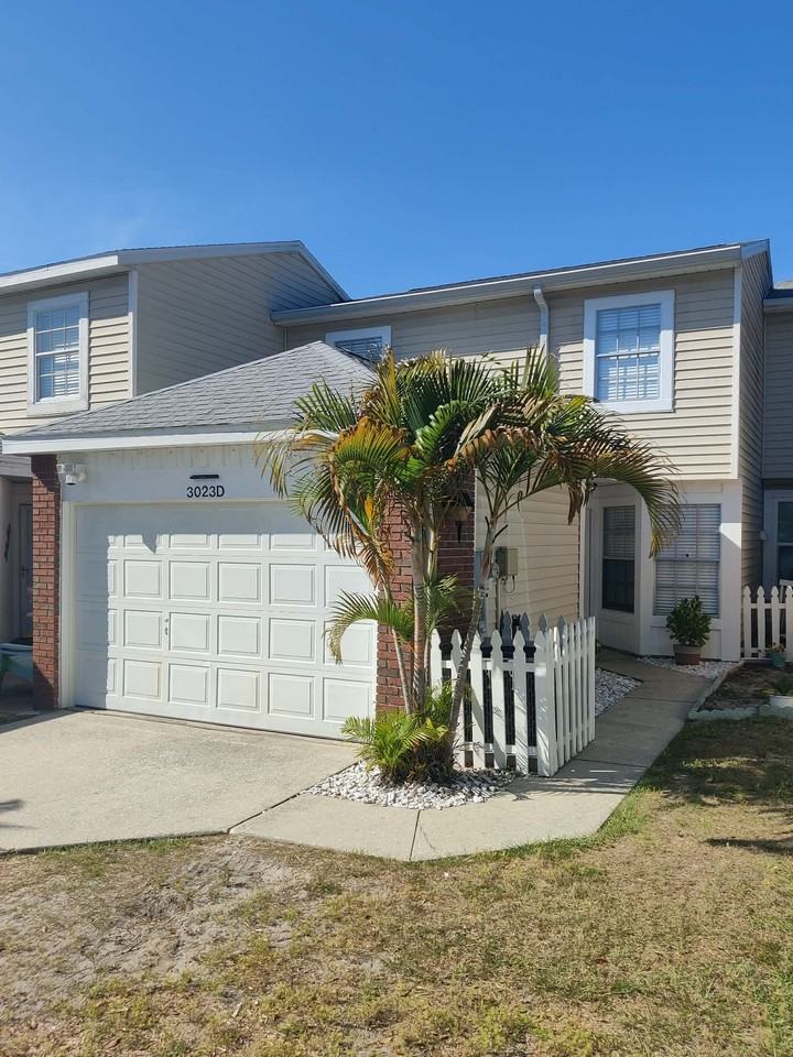 3023 Beecher Dr E #D - Photo 2 of 38