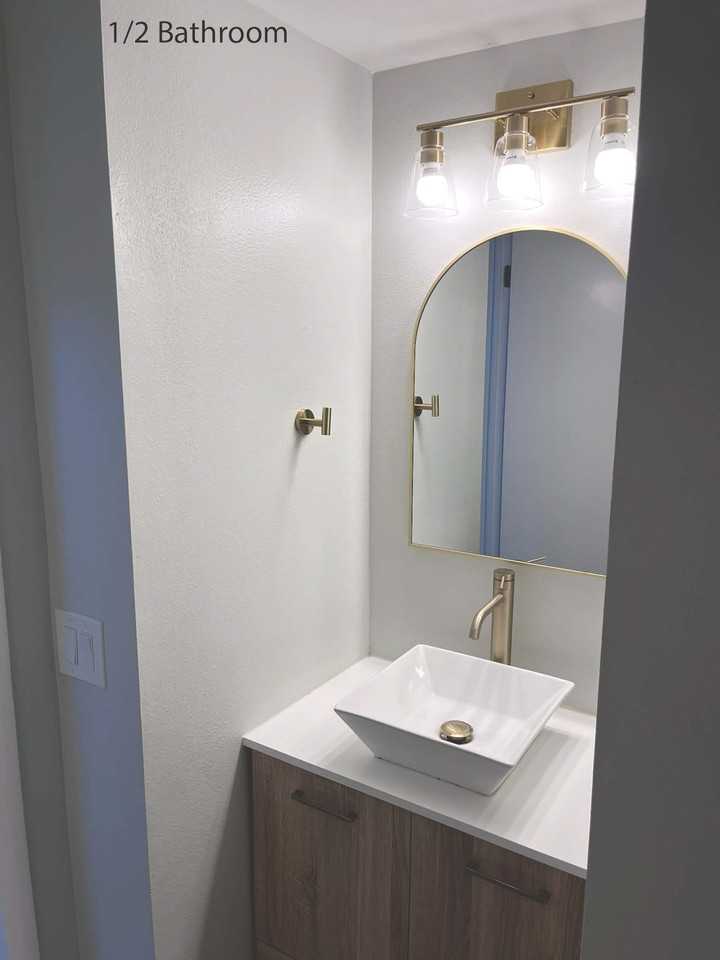 3023 Beecher Dr E #D - Photo 6 of 38