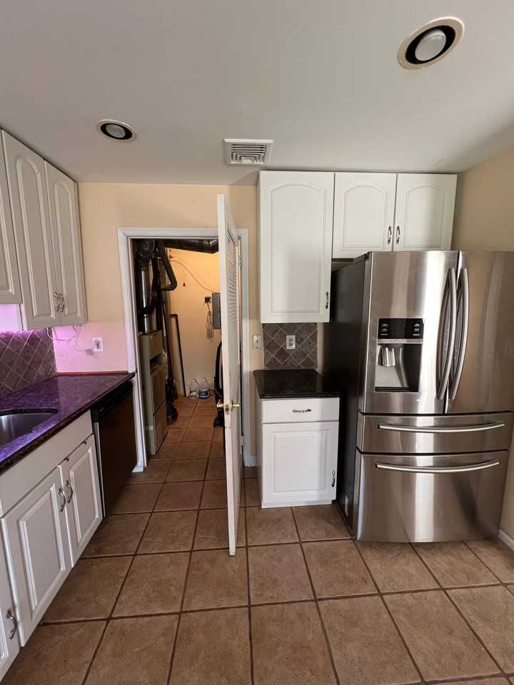 282 Plum Dr #1 - Photo 3 of 25