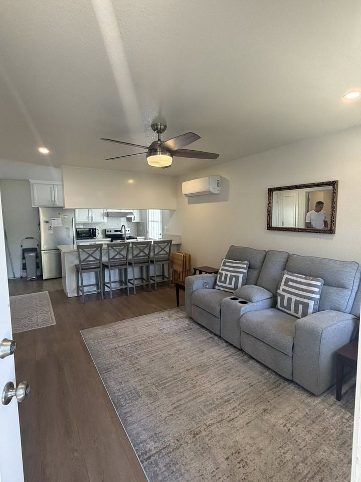 1444 E Canal Dr #NA - Photo 7 of 9