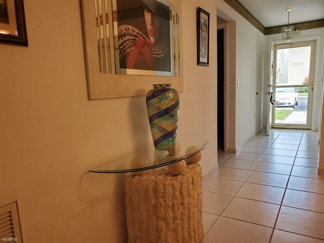 2604 Woodgate Ln #2604 - Photo 2 of 5