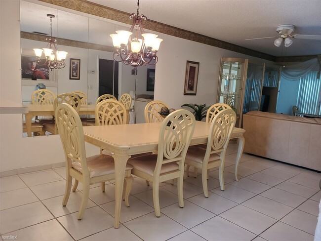 2604 Woodgate Ln #2604 - Photo 4 of 5