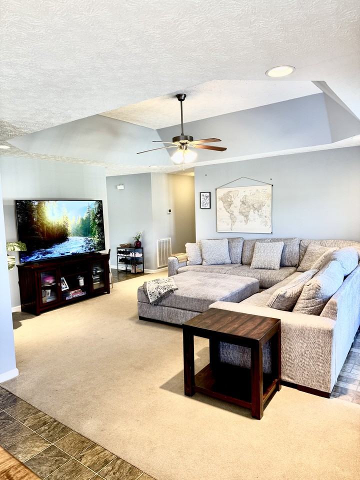 408 Cedar Hollow Dr #NA - Photo 2 of 12