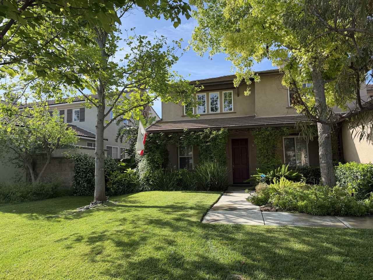 13885 Hawthorn Ave #NA - Photo 2 of 9