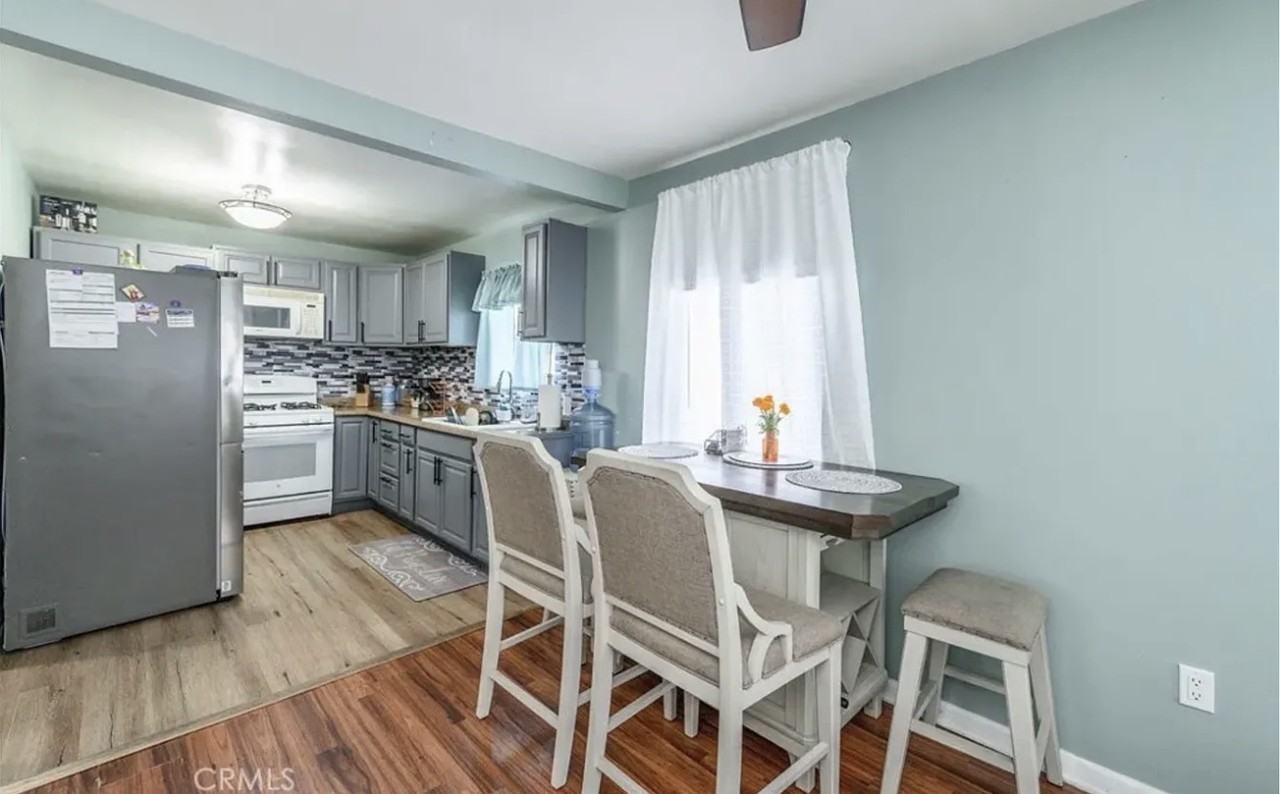 2077 Patterson St #NA - Photo 6 of 15