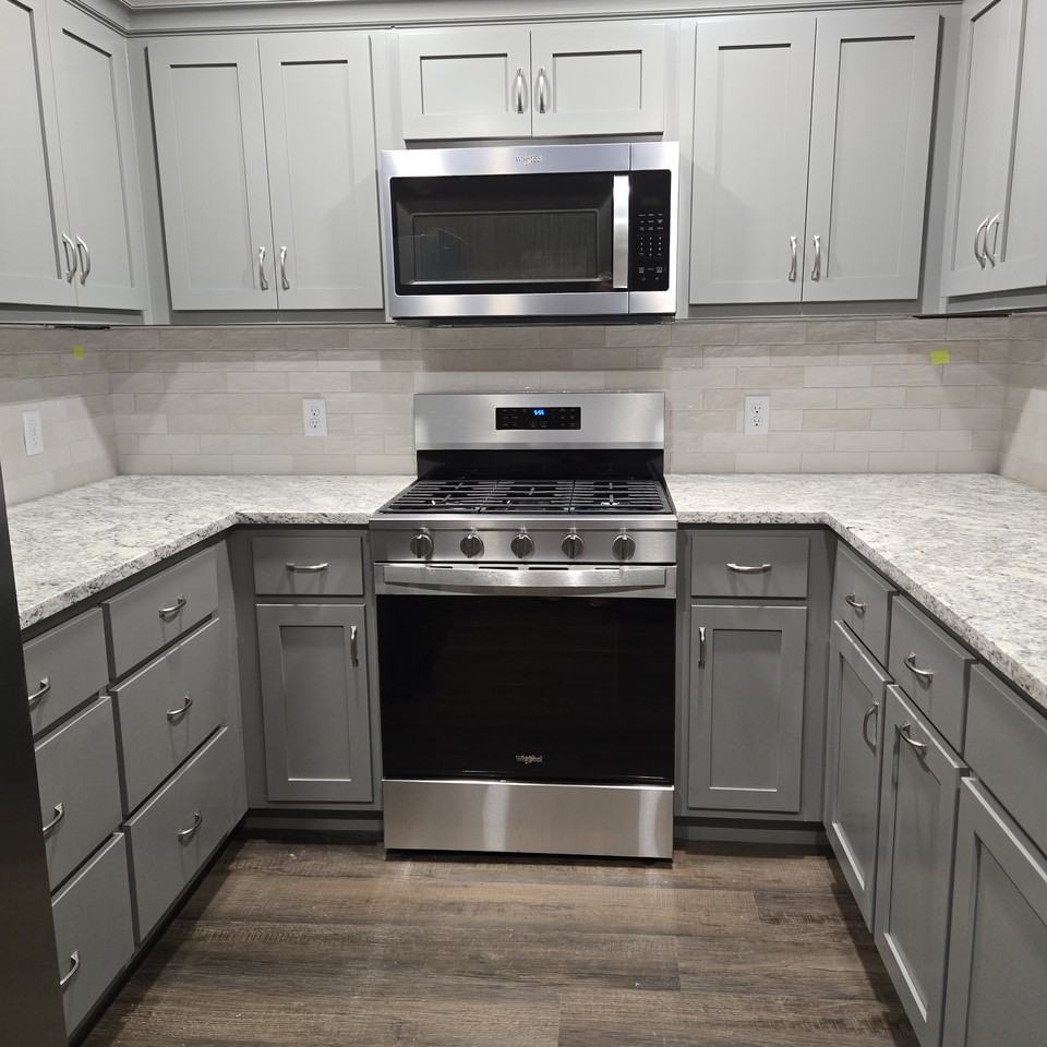 487 Nw 5th St #NA - Photo 4 of 14