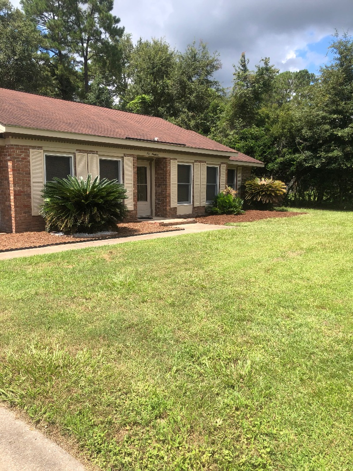 619 Olmstead Dr #NA - Photo 2 of 36