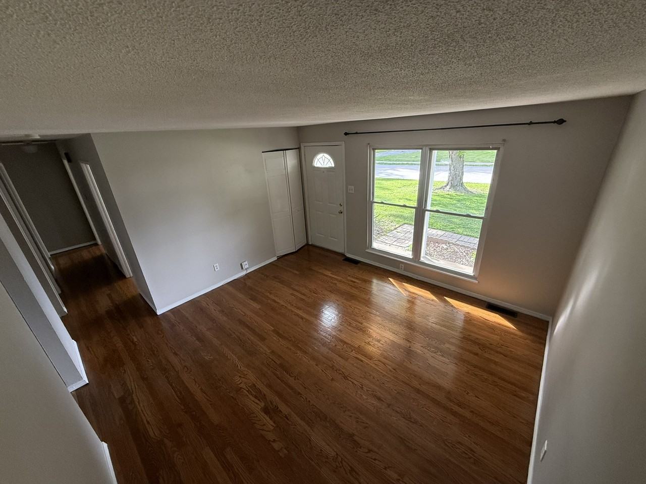 11918 Brookmont Dr #NA - Photo 3 of 19