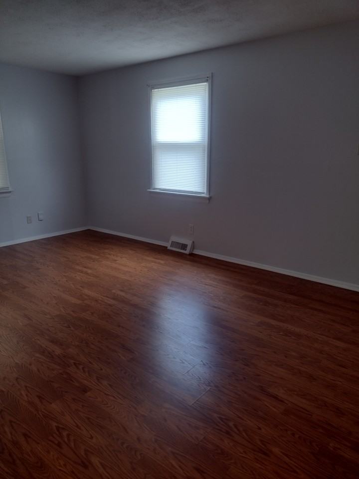 2732 Annapolis Ave #NA - Photo 7 of 10