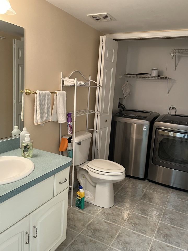 16046 Fairfield Dr #NA - Photo 5 of 12