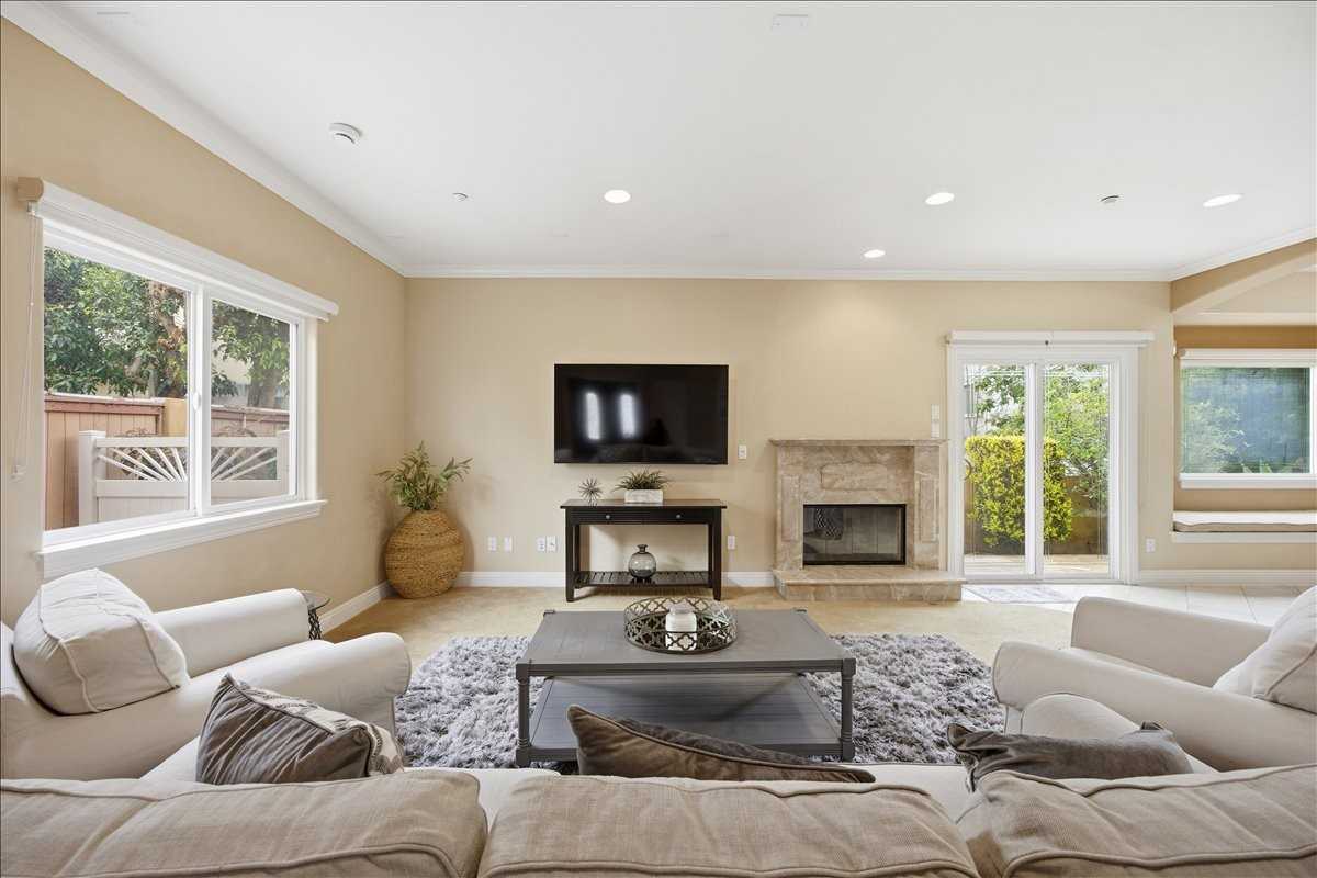 1805 Speyer Ln #B - Photo 2 of 19