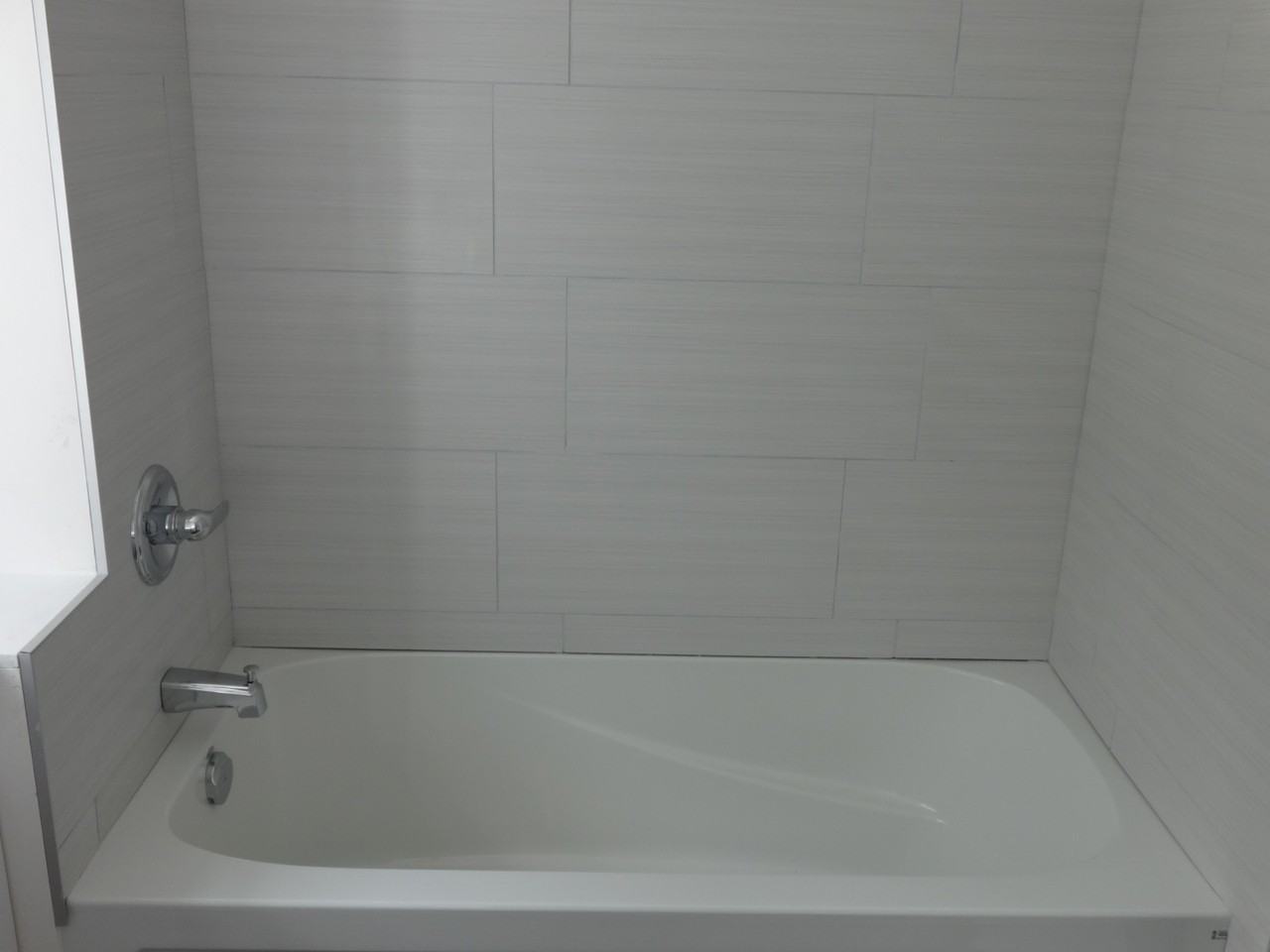 772 E Georgia - Photo 3 of 6