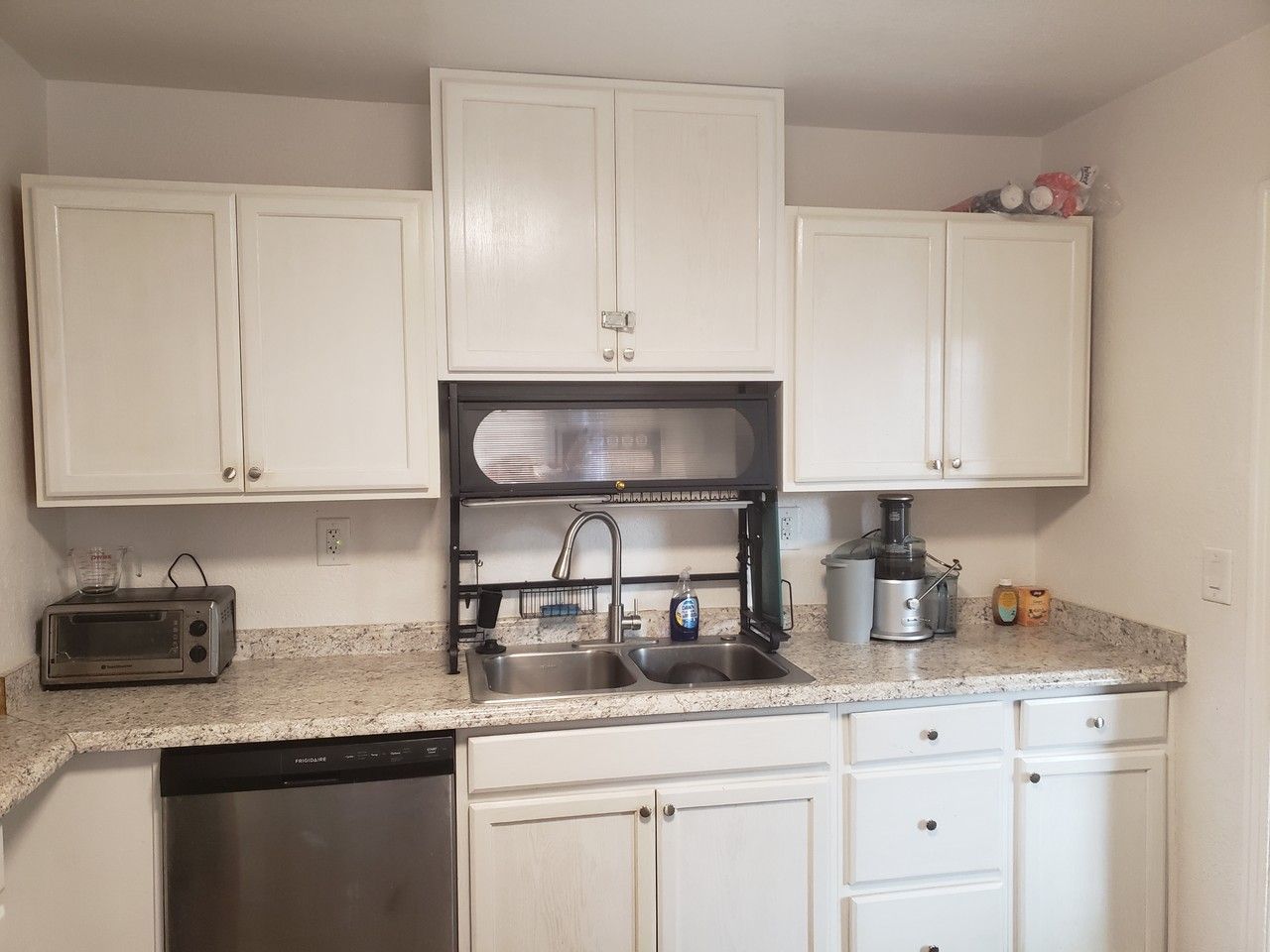 225 S Bailey St #NA - Photo 2 of 13