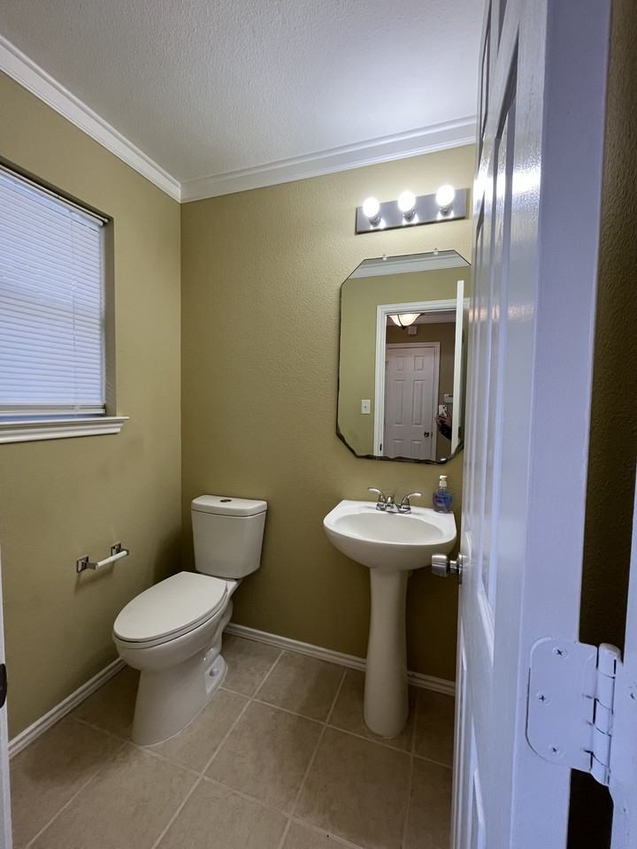 10306 Buescher Ln #NA - Photo 4 of 15