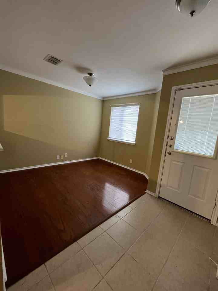 10306 Buescher Ln #NA - Photo 7 of 15