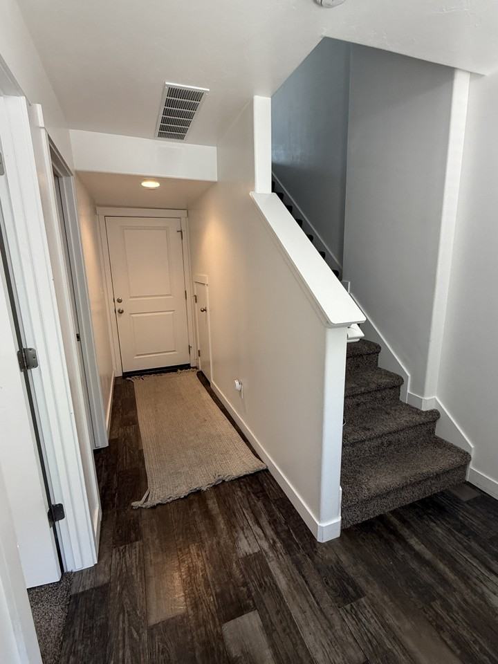 3681 W Golden Sky Ln - Photo 3 of 35