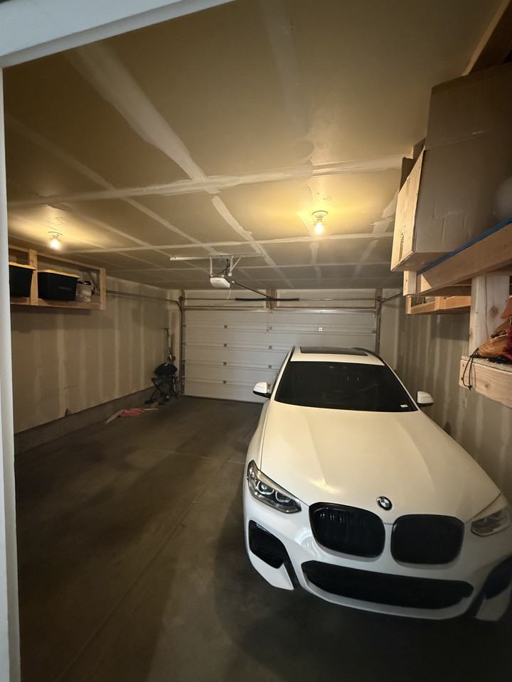 3681 W Golden Sky Ln - Photo 5 of 35