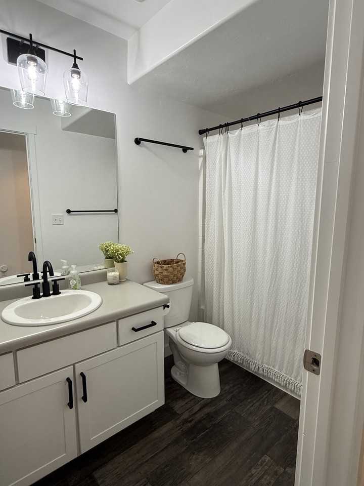 3681 W Golden Sky Ln - Photo 6 of 35