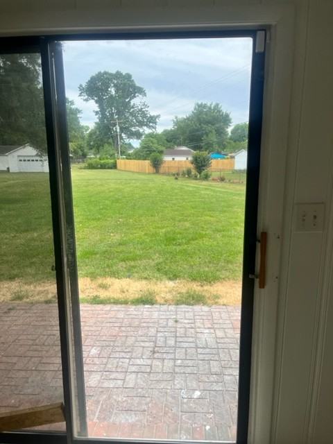 1231 Fairview Ave - Photo 7 of 14