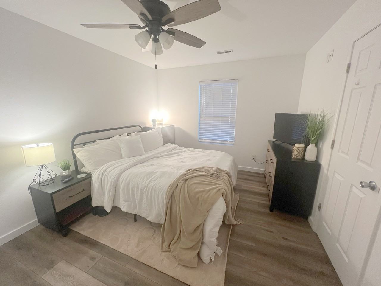 710 Highway O #708D - Photo 3 of 13