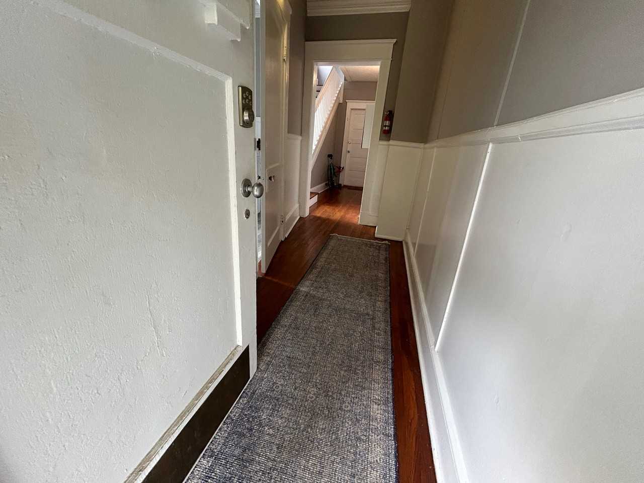 594 Seminole Ave Ne - Photo 4 of 19