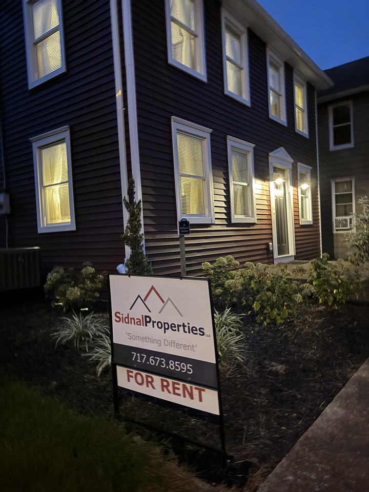 36 W Main St - Photo 3 of 30