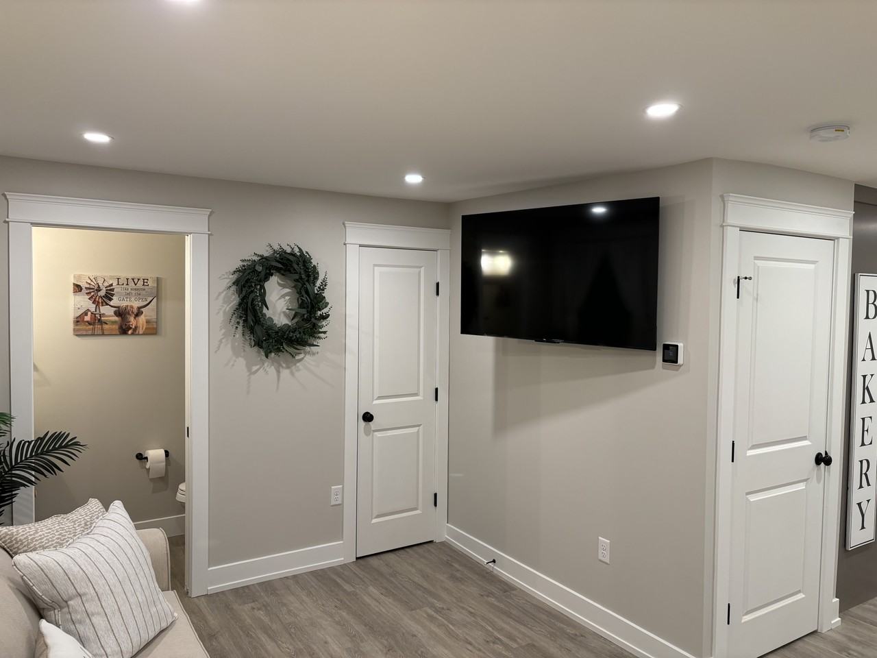 36 W Main St - Photo 7 of 30