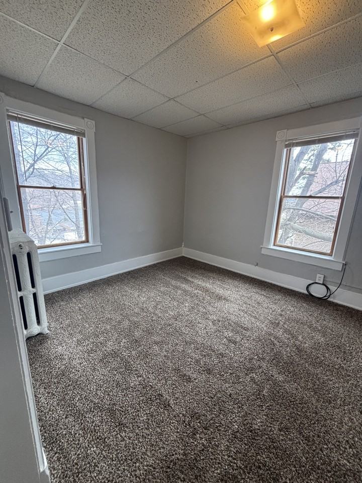 306 E Houghton Ave #2R - Photo 7 of 9