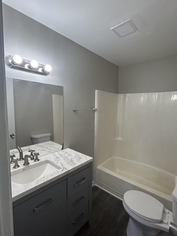 408 Tuscaloosa Ave Sw #14 - Photo 4 of 4