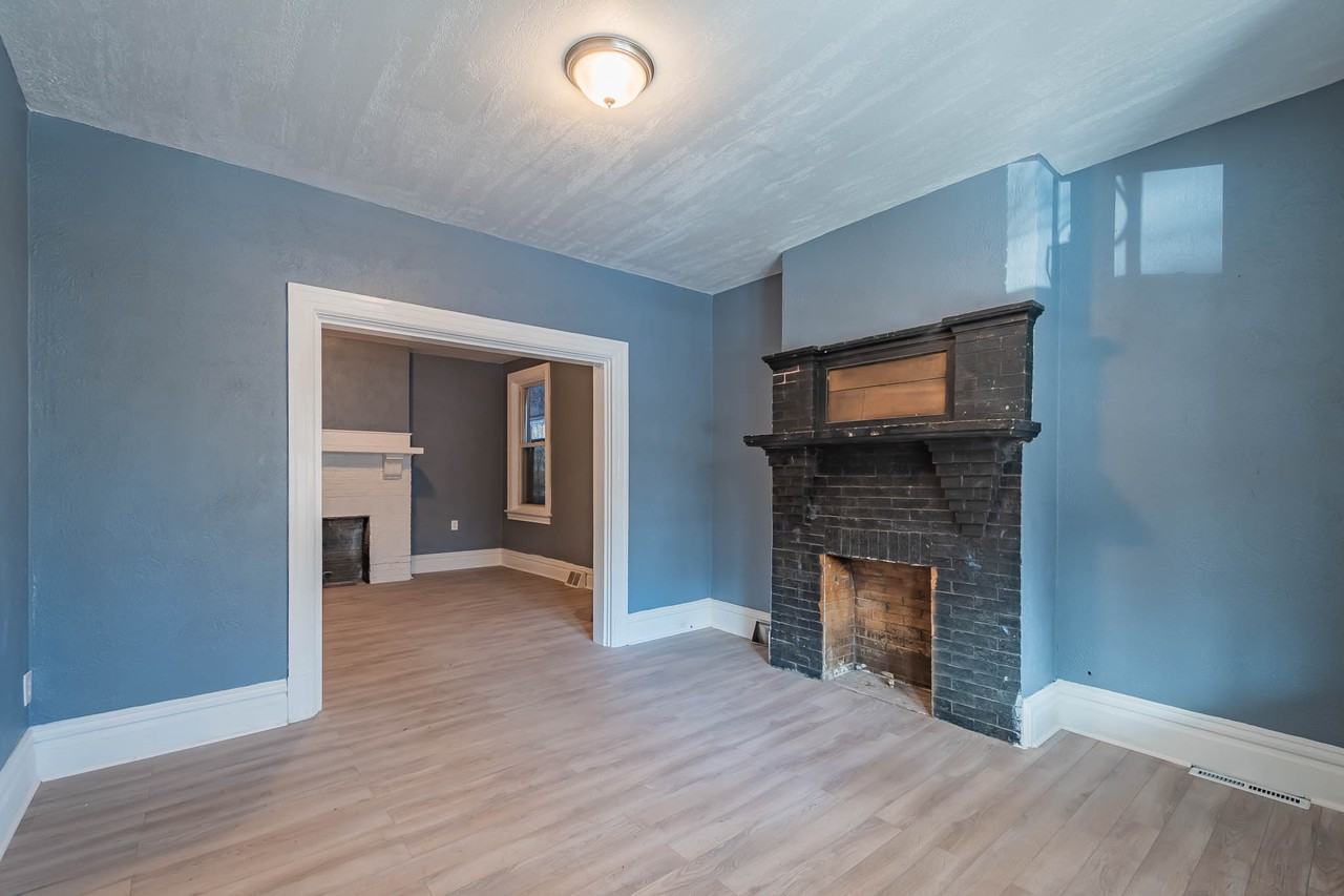 435 N Graham St - Photo 5 of 22