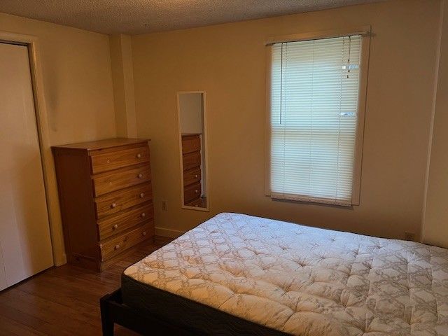 513 S Aurora St - Photo 5 of 8