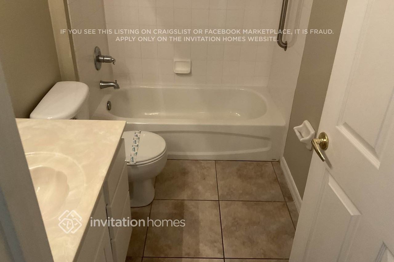 2427 Woodstork Ct - Photo 7 of 13