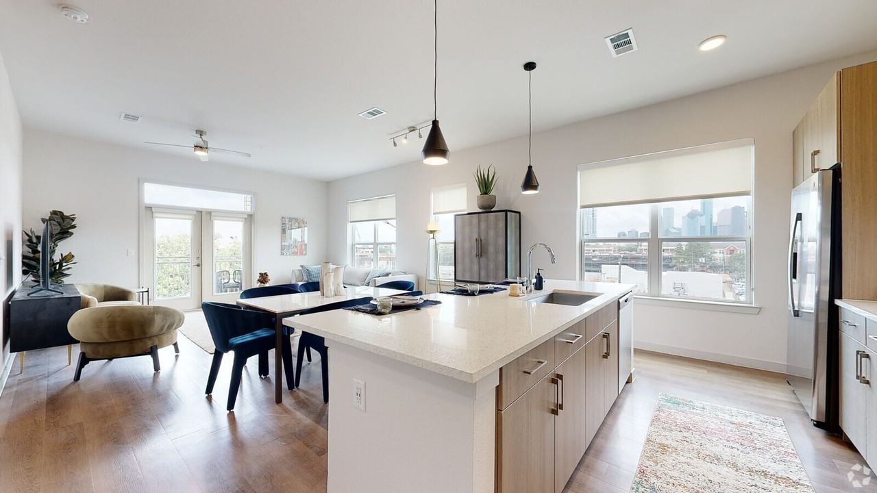 1373 Taft St #L1 - Photo 3 of 15