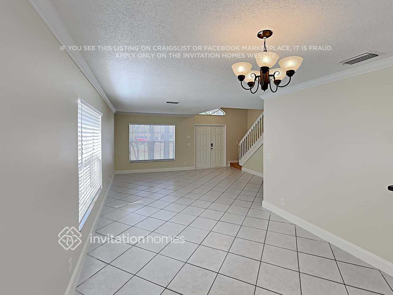 10769 Oak Lake Way - Photo 6 of 18