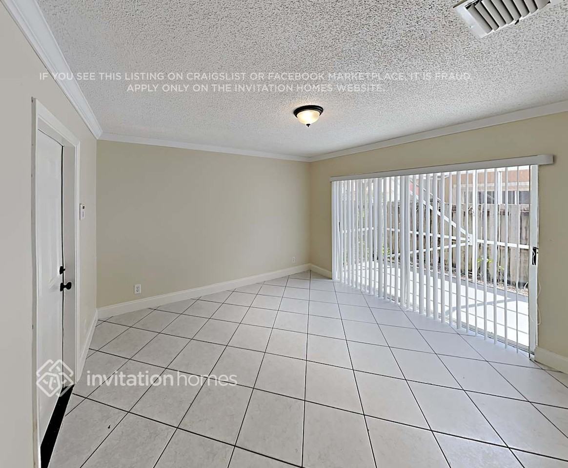 10769 Oak Lake Way - Photo 7 of 18