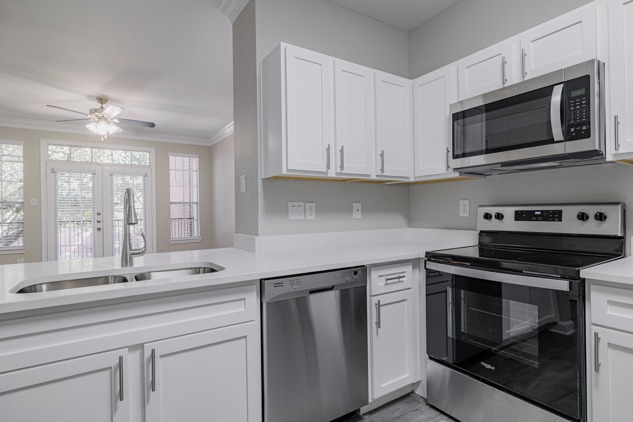 5335 W Loop S, #VBA2 - Photo 2 of 15