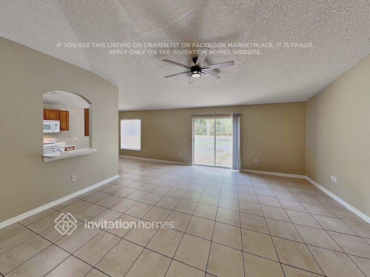 3229 Noah St - Photo 6 of 17