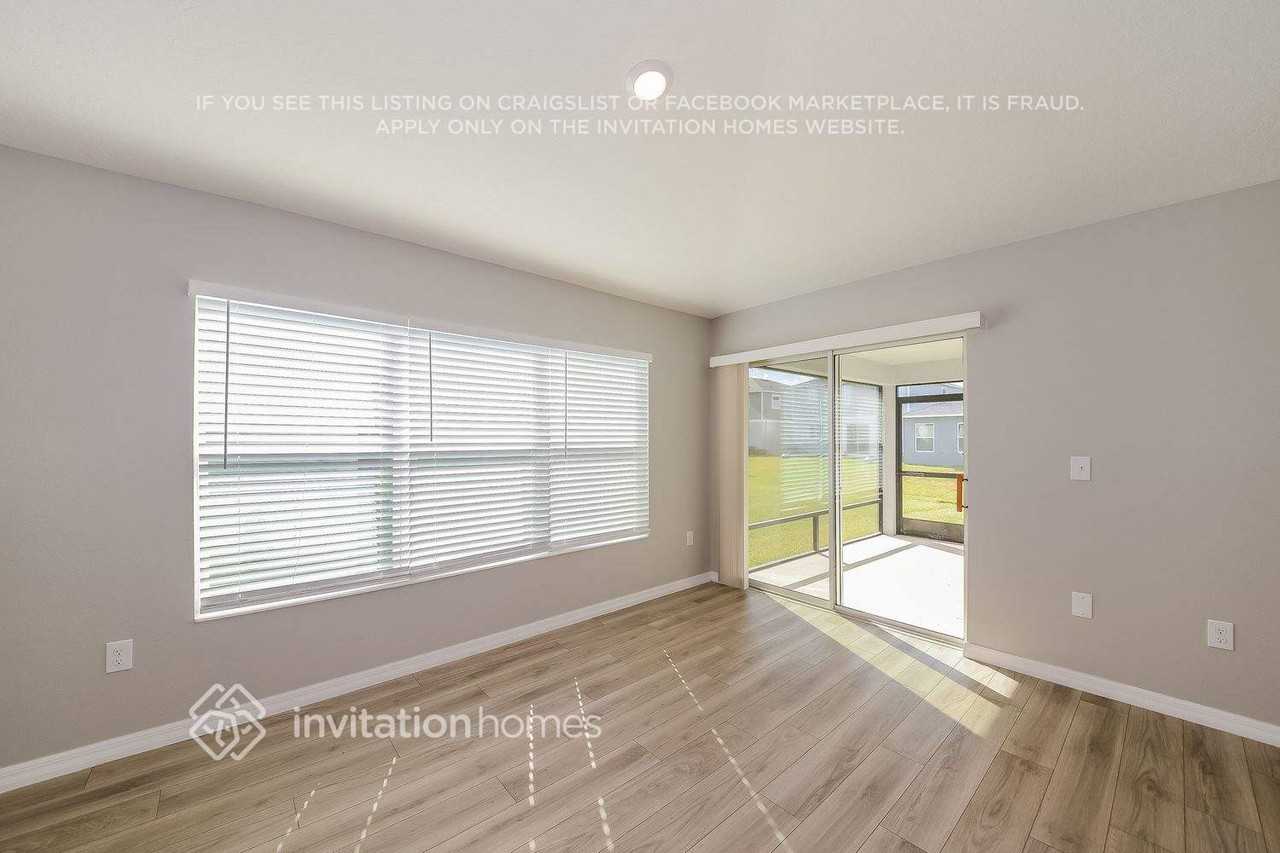 9519 Baraboo Way - Photo 4 of 17