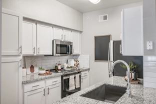 3000 Kingwood Dr #RK2 - Photo 1 of 1