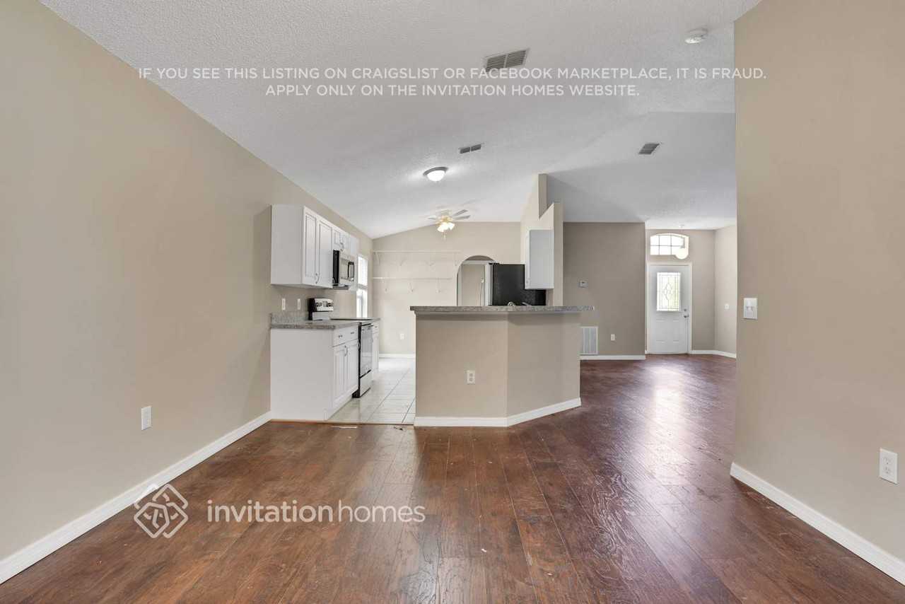 6721 Westlake Blvd - Photo 7 of 22