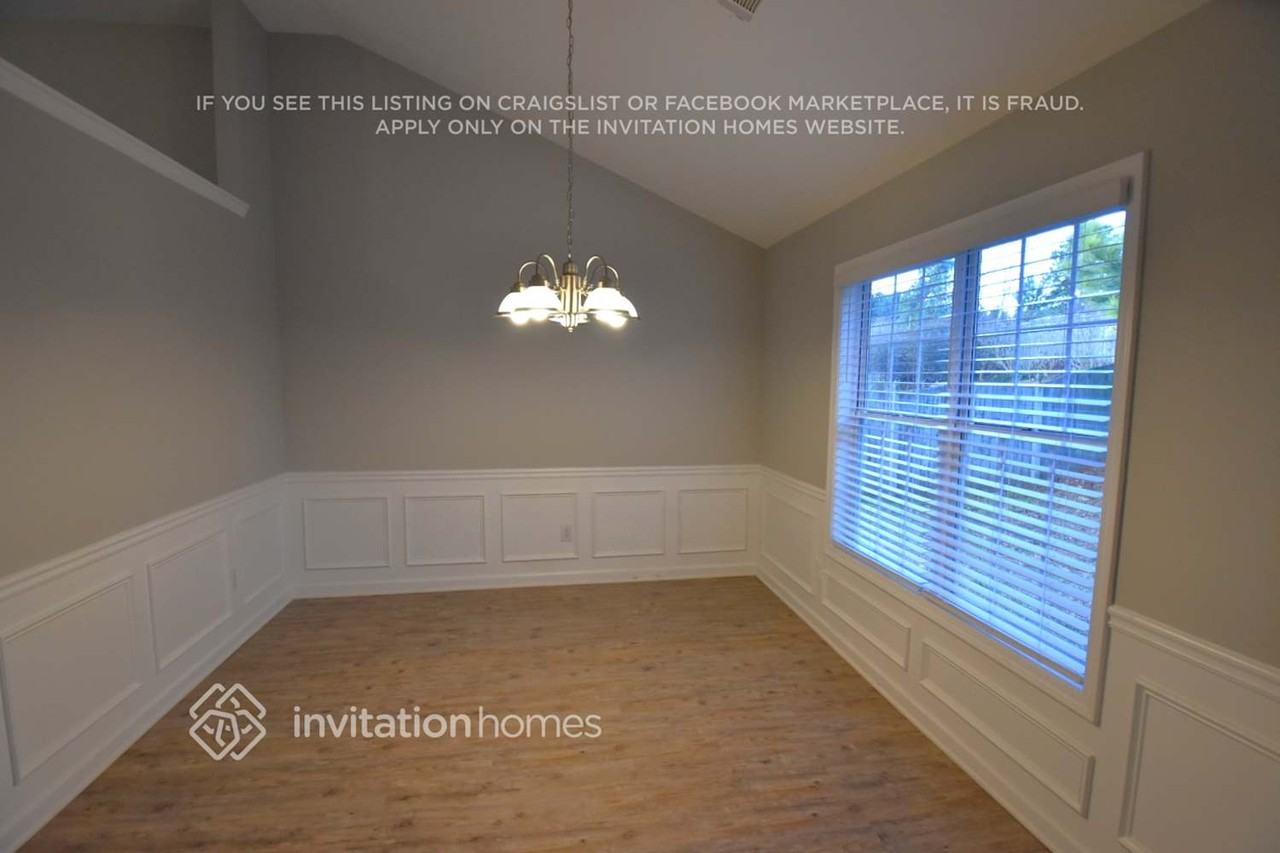 175 Cedarhurst Rd - Photo 5 of 13