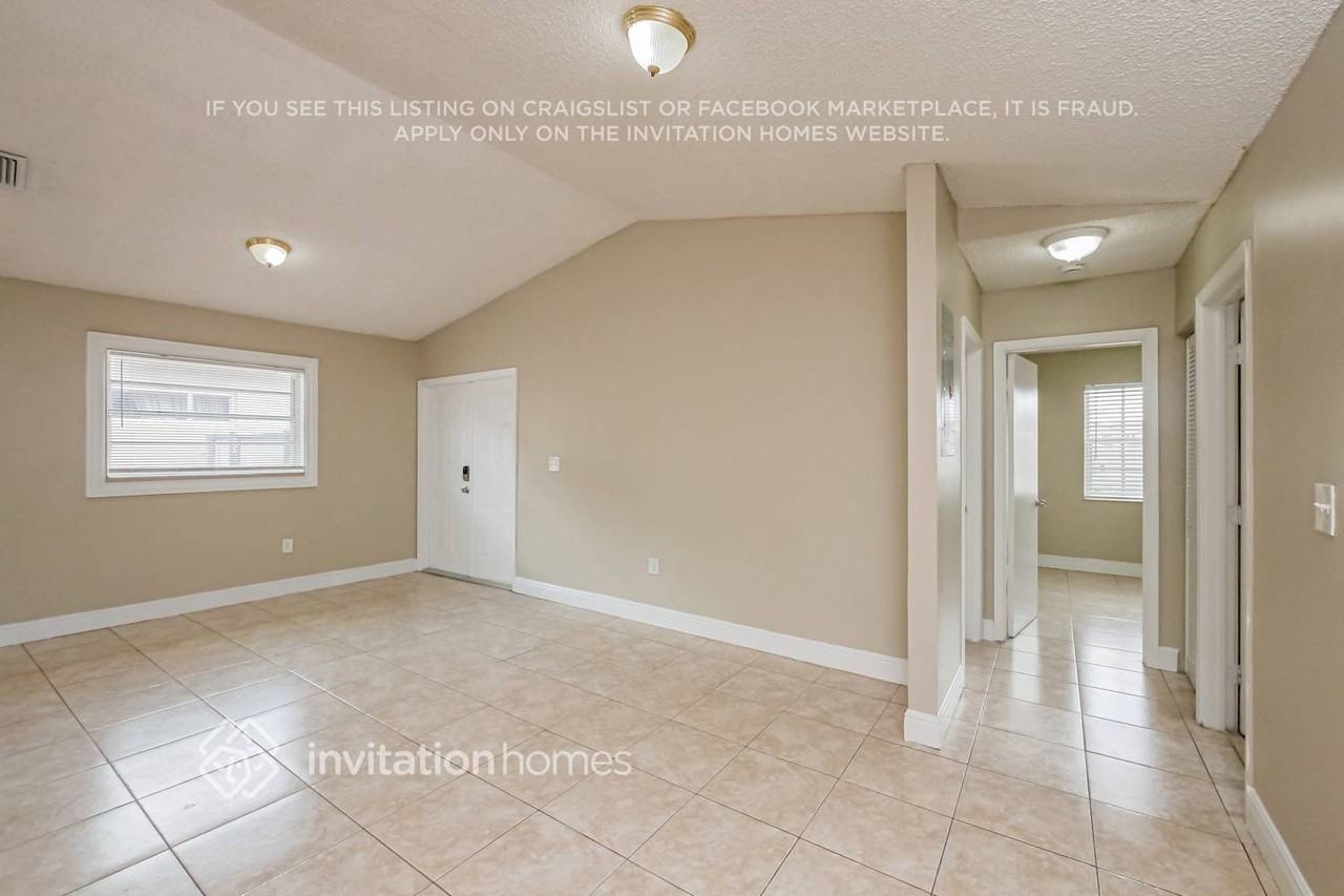 7550 W 30th Ave - Photo 4 of 17