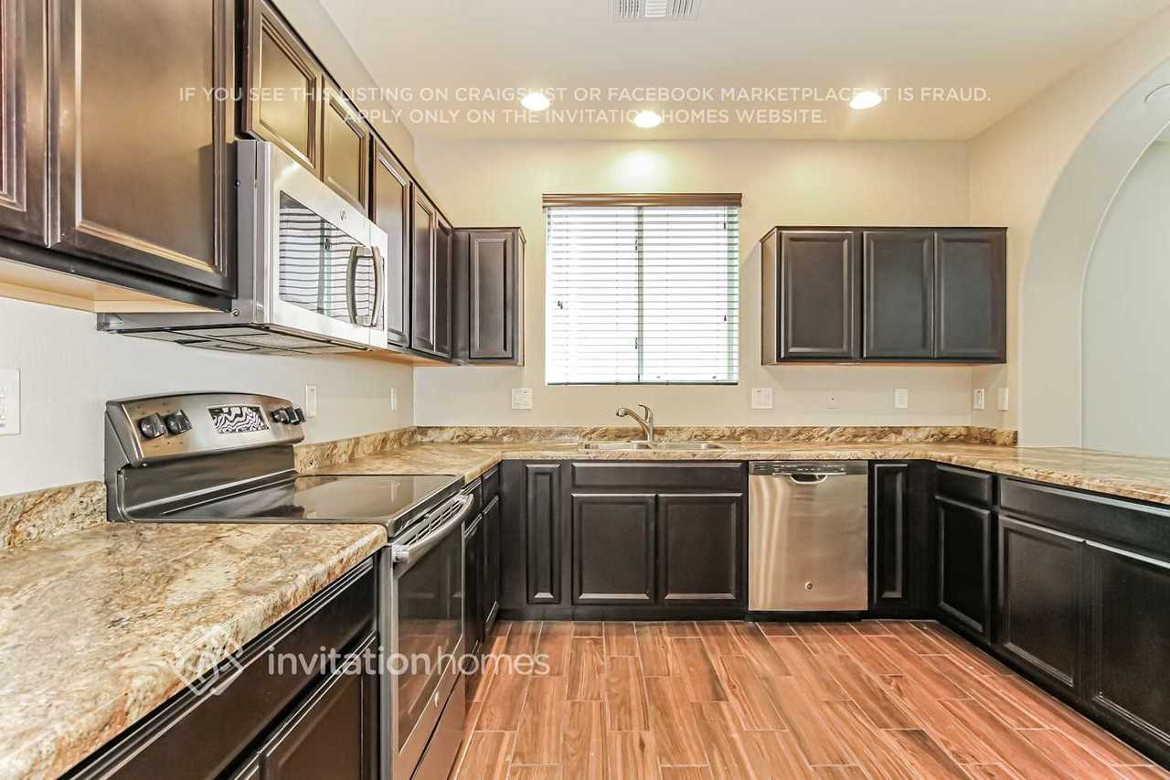 29050 N 125th Ln - Photo 5 of 16