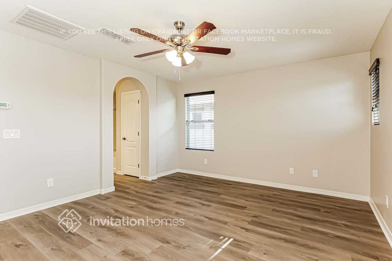 29050 N 125th Ln - Photo 7 of 16