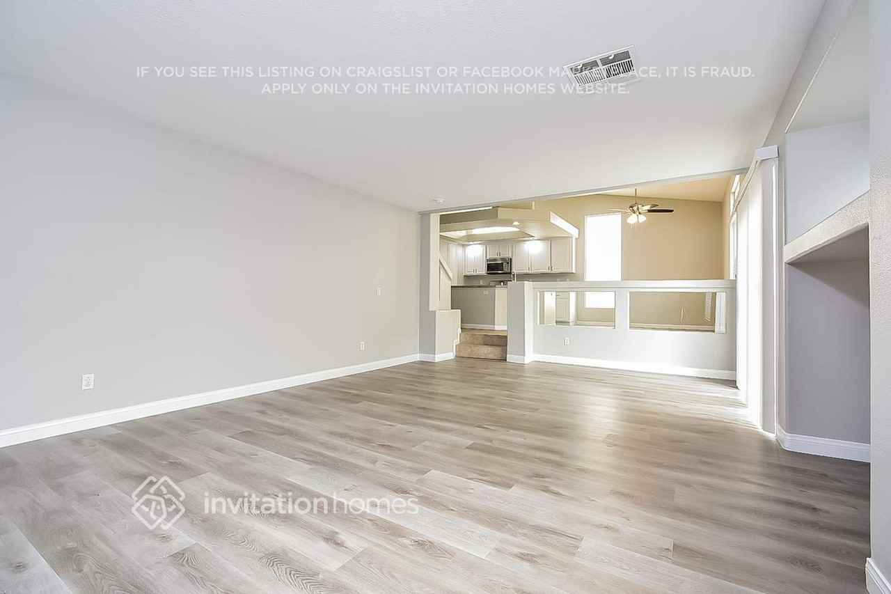 8764 Country View Ave - Photo 4 of 16