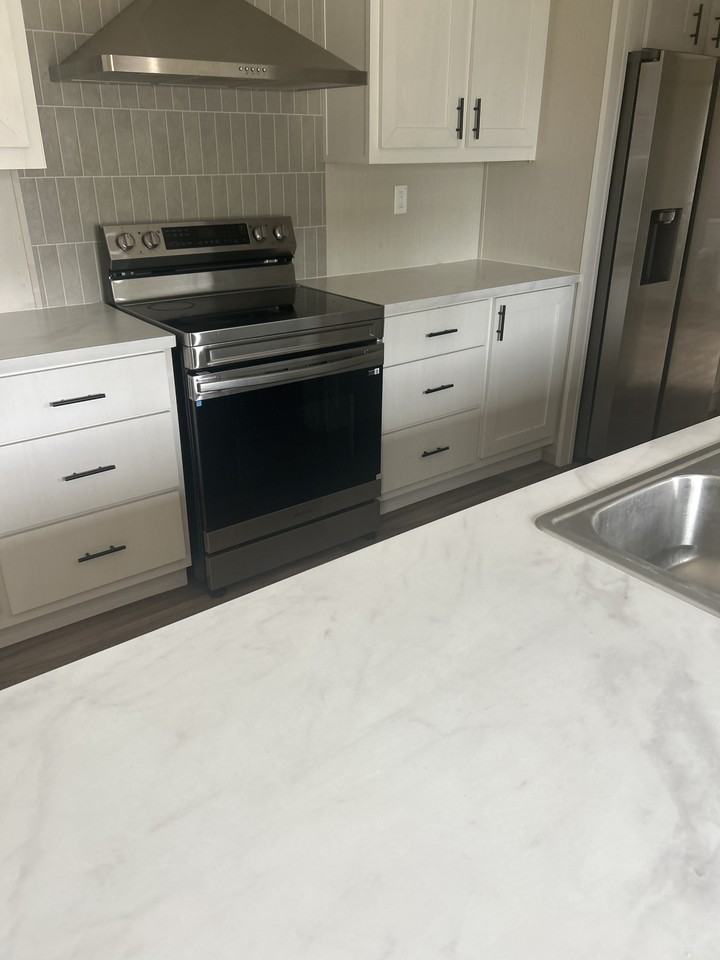 2846 Minnesota Ave - Photo 5 of 9